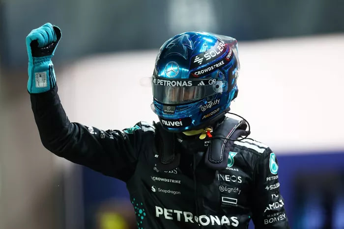 Formel 1 in Singapur: Russell siegt, Fernando Alonso kritisiert Aston Martin – Fotos von der Strecke Marina Bay Formel 1: Russell siegt, Fernando Alonso unzufrieden