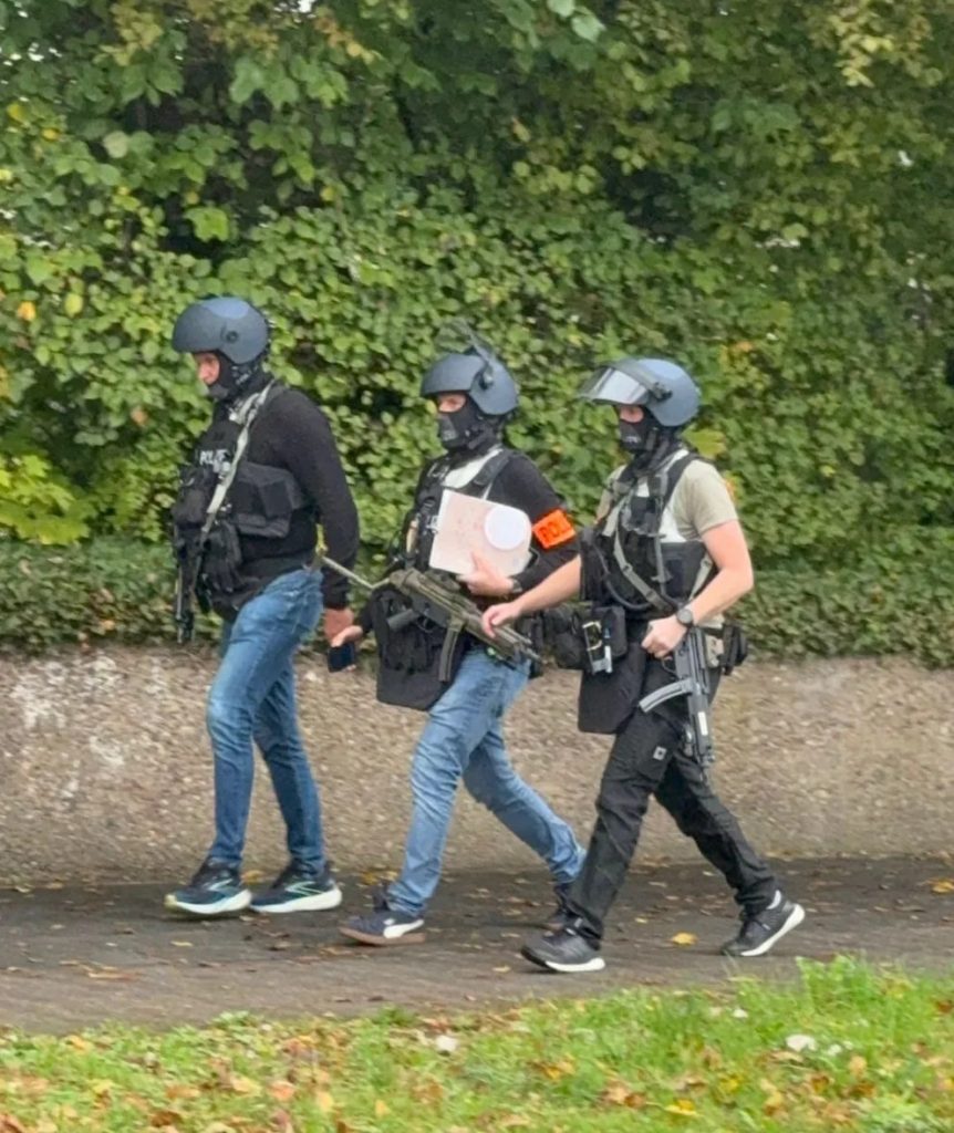 Messerangriff in Paderborn: Schülerin schwer verletzt