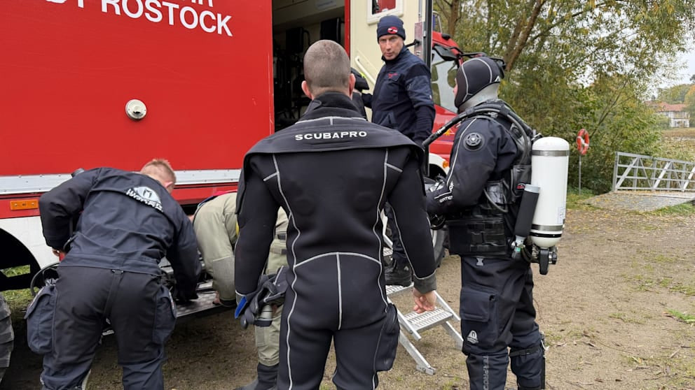 Suche nach Fabian (8): Taucher im Inselsee Güstrow