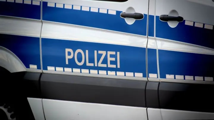 Was haben sie in Hildesheim getan? Jugendliche nach Serie brutaler Raubüberfälle festgenommen Jugendliche Raubserie in Hildesheim – was haben sie getan?