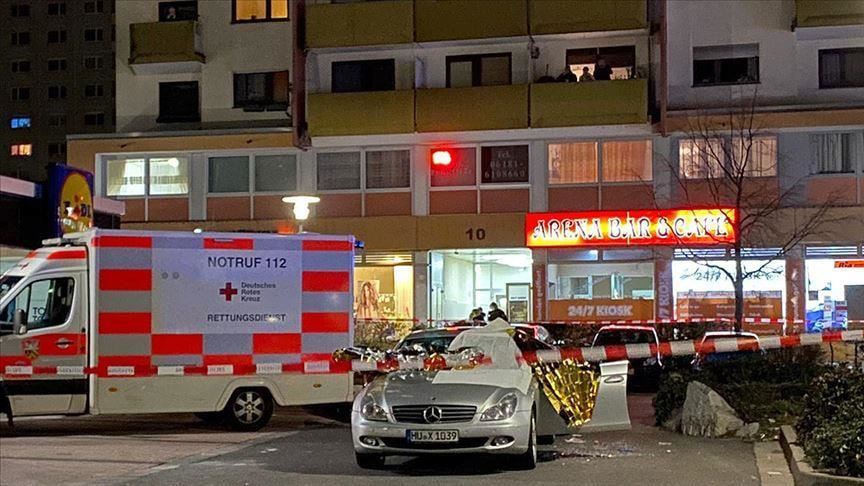 21-jähriger Türke in Bayern verhaftet: Ermittler vermuten islamistischen Anschlag Terrorverdacht in Bayern: Schüsse auf Autos an der B16