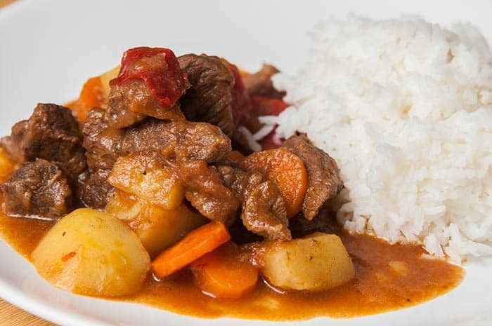 Bestes Oma-Rezept für Schweinegulasch
