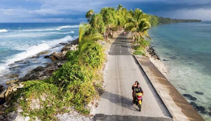 Tuvalu versinkt im Meer: Wie Deutschland hilft, die Insel zu retten Deutschland hilft Tuvalu beim Schutz vor dem steigenden