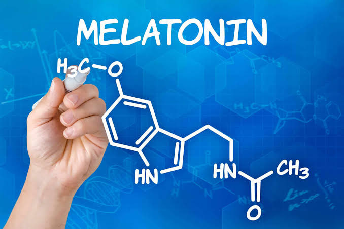 Melatonin in Nahrungsergänzungsmitteln: Warum das „Schlafhormon“ kein harmloses Einschlafmittel ist Melatonin in Nahrungsergänzungsmitteln: Risiken statt sanfter Hilfe