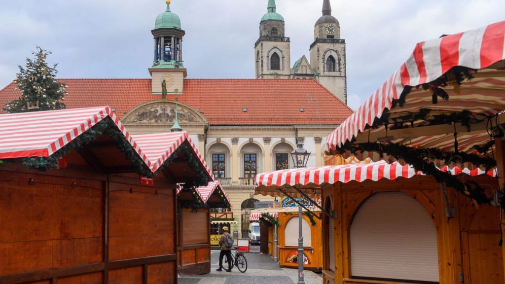 Magdeburger Weihnachtsmarkt darf nach Sicherheitsstreit doch öffnen Magdeburger Weihnachtsmarkt findet nach Streit statt