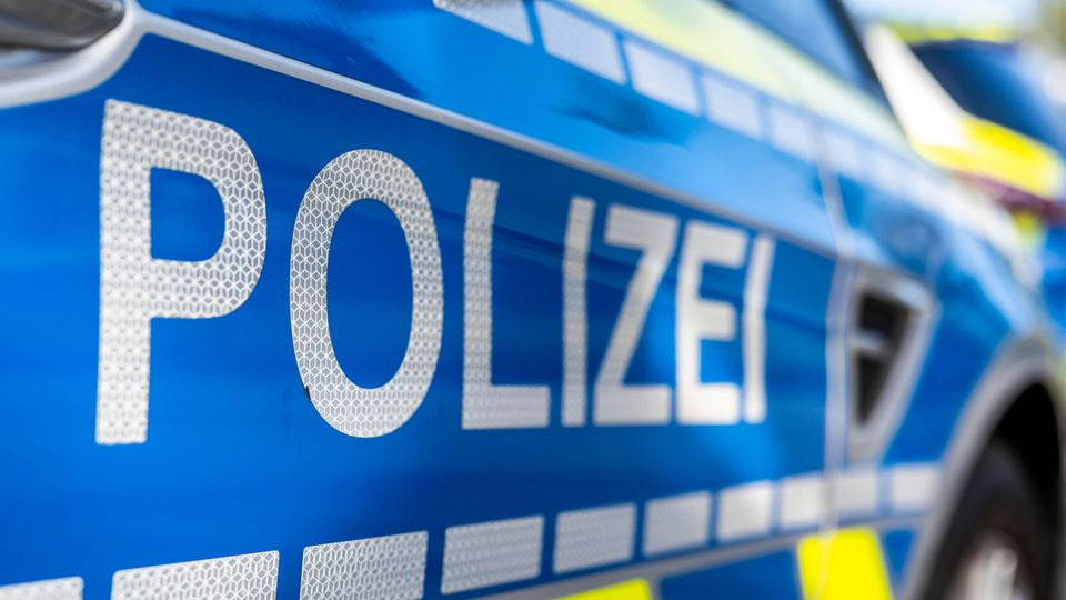 In Bochum wurde eine 12-Jährige angeschossen: wie es zu dem nächtlichen Polizeieinsatz kam Bochum: 12-Jährige angeschossen bei Polizeieinsatz