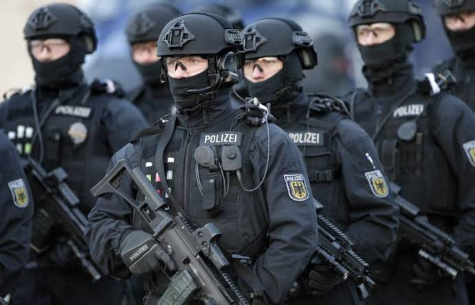 Amoklauf Biberach: Große Polizeieinsätze an zwei Gymnasien – was bisher bekannt ist Amoklauf Biberach: Großeinsatz an zwei Gymnasien