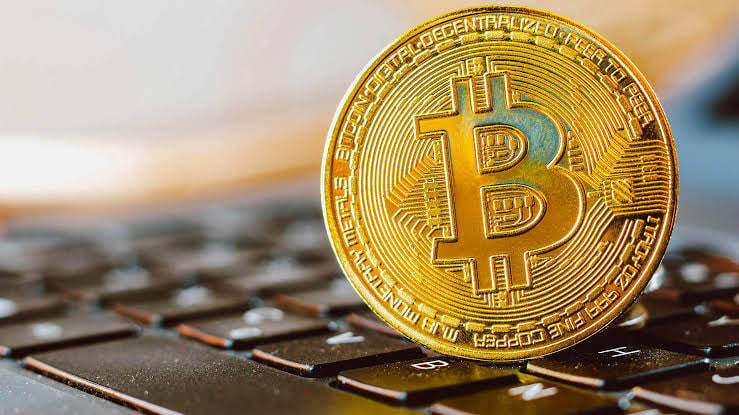 Hat Bitcoin den Boden erreicht? Santiment-Analyse warnt vor weiterem Rückgang Hat Bitcoin den Boden erreicht? Analyse zeigt mögliche Fallstricke