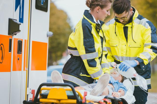 Trauriger Vorfall in Ilberstedt: Fünf Monate altes Mädchen stirbt gewaltsam – Opa als Verdächtiger