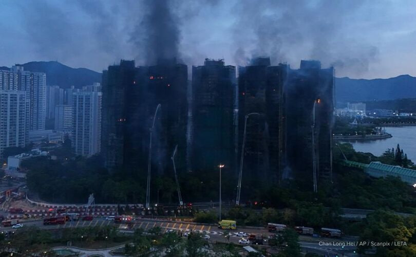 Die Zahl der Todesopfer nach dem Brand in Hongkong ist auf 94 gestiegen: Drei Mitarbeiter einer Baufirma festgenommen Brand in Hongkong: Zahl der Opfer steigt auf 94