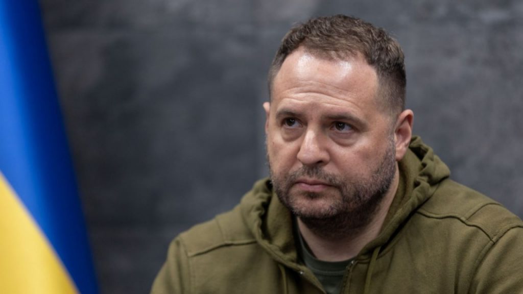 Andrij Jermak ist zurückgetreten: Wer er ist und welche Rolle er im Büro des Präsidenten der Ukraine spielt