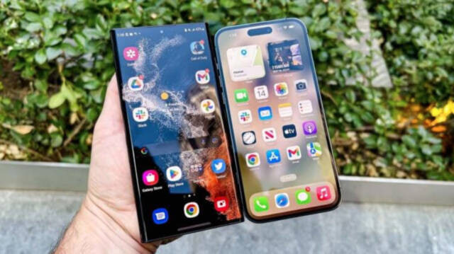 Analysen neuer Android-Funktionen und versteckter iOS-Möglichkeiten Neue Android-Features & versteckte iOS-Funktionen