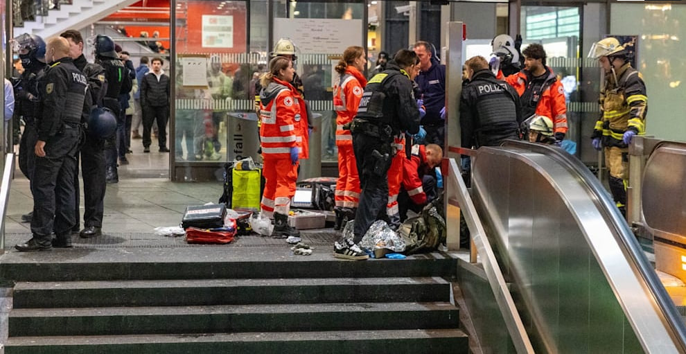 Messerangriff am Essener Hbf nach Demonstration