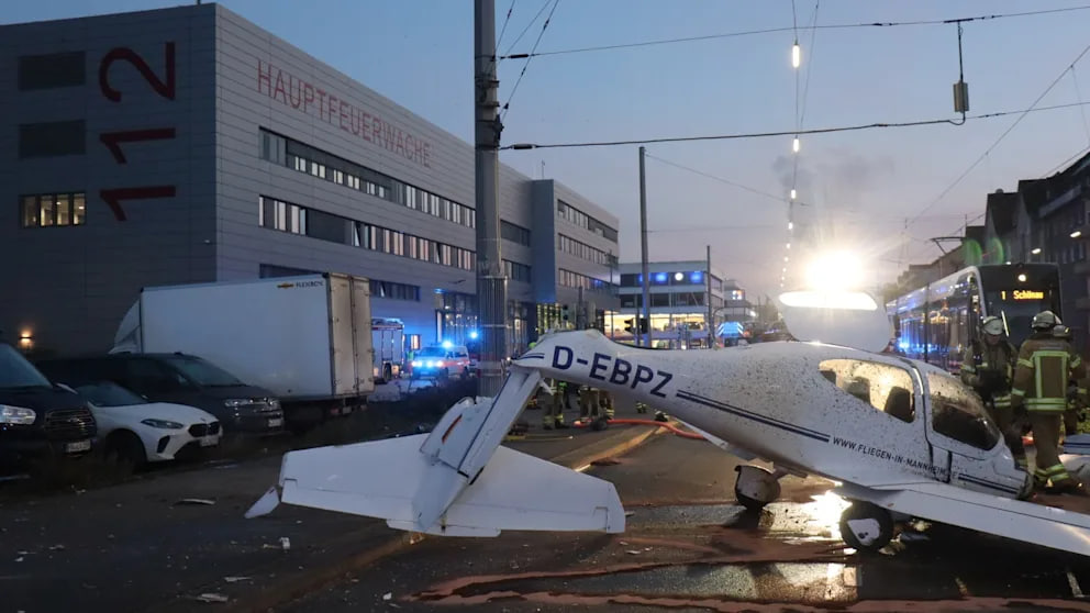Notlandung eines Segelflugzeugs in Mannheim (Aktualisiert)
