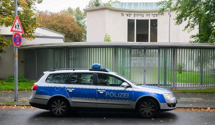 Toter Jugendlicher in Ottobeuren: Polizei ermittelt gegen zwei Männer Toter 16-Jähriger in Ottobeuren: Ermittlungen gegen Männer