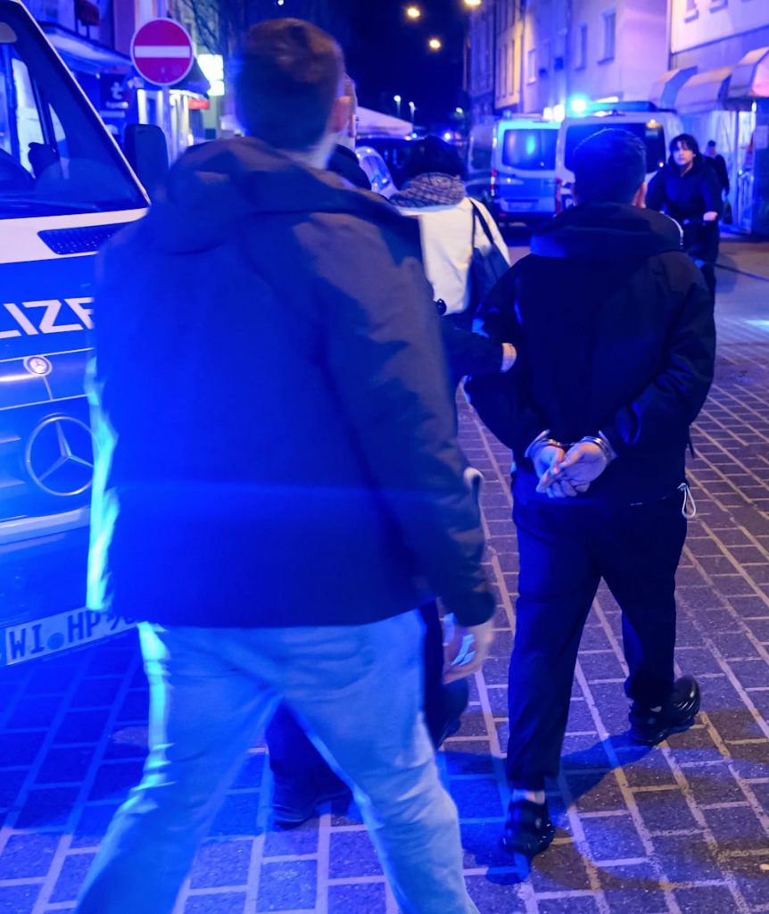 Großrazzia in Frankfurt gegen Sozialbetrug