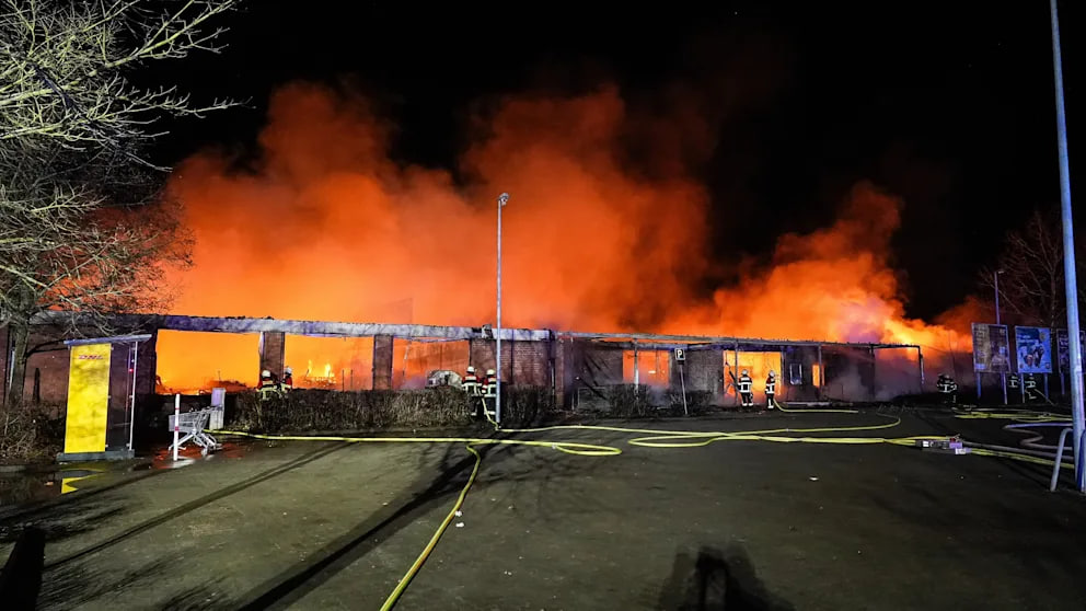 Großbrand in Zehdenick zerstört Aldi und Rewe