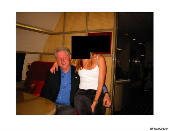 Epstein-Falldokumente veröffentlicht: Wer ist auf dem Foto?