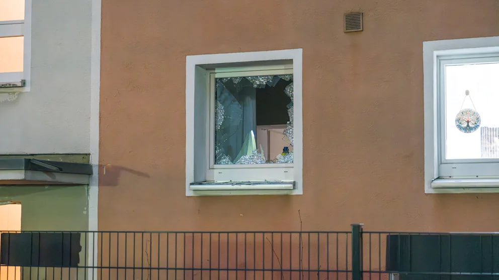Nächtliche Explosion in Frankfurt-Bornheim: Detonation erschüttert Wohnhaus Explosion in Frankfurt-Bornheim erschüttert Wohnhaus