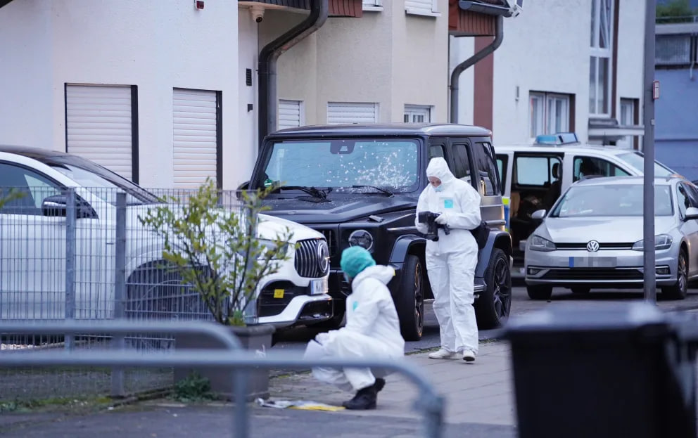 Explosion in Köln-Porz: Mehrere Autos beschädigt