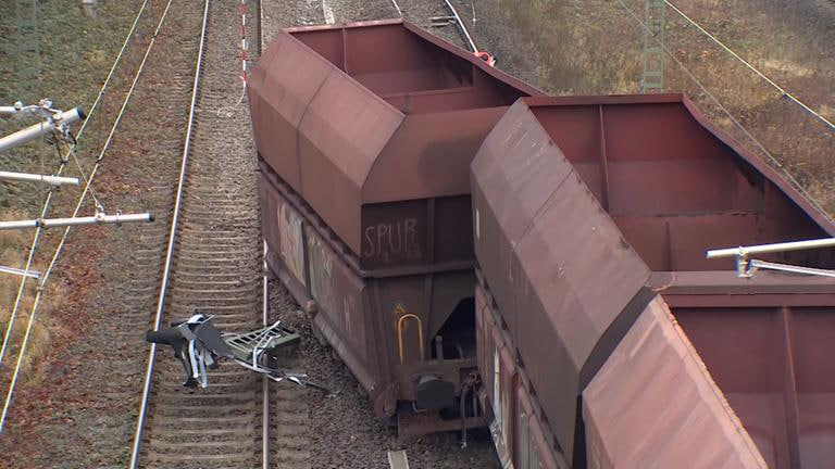 Güterzug entgleist bei Elze – Bahnstrecke gesperrt