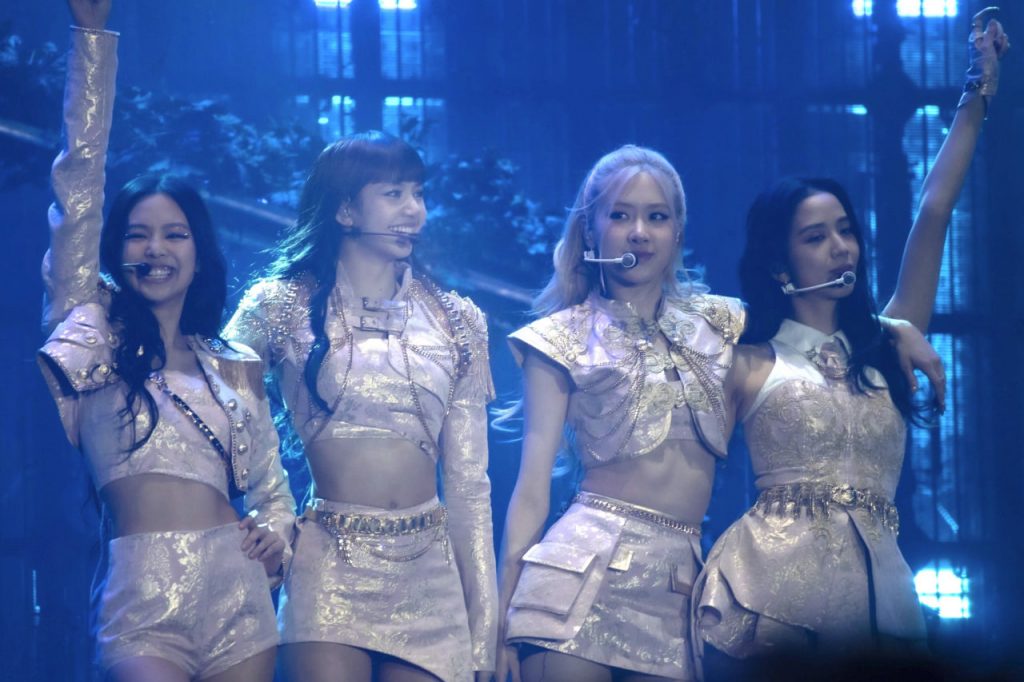 Das Phänomen der koreanischen Musik: Warum K-Pop so beliebt ist, obwohl wir ihn nicht verstehen Warum K-Pop zu einem globalen Phänomen wurde