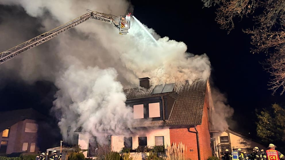 Tödlicher Brand in Dortmund: Frau stirbt in Gartenlaube