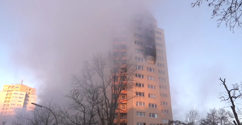 Flammen im Hochhaus: Brand in Berlin-Spandau verletzt mehrere Menschen