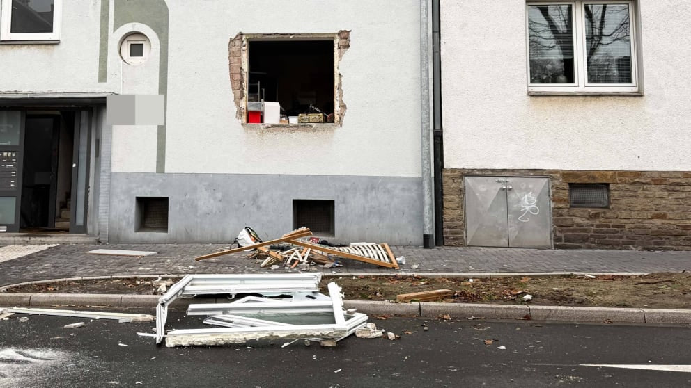 Explosion in Bochum tötet Frau – Polizei entdeckt Böller