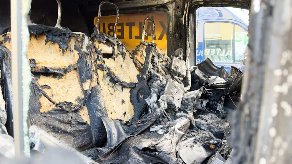 Obdachloser zündet alle Berliner Kältebusse an