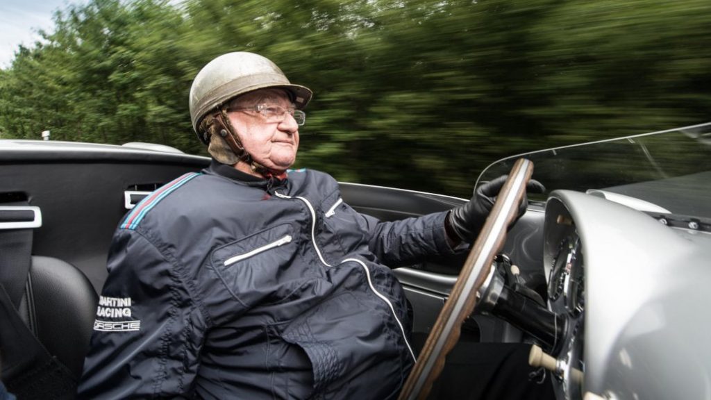 Hans Herrmann: Biografie, Erfolge und wie wir ihn in Erinnerung behalten Hans Herrmann gestorben: Porsche-Legende aus Le Mans
