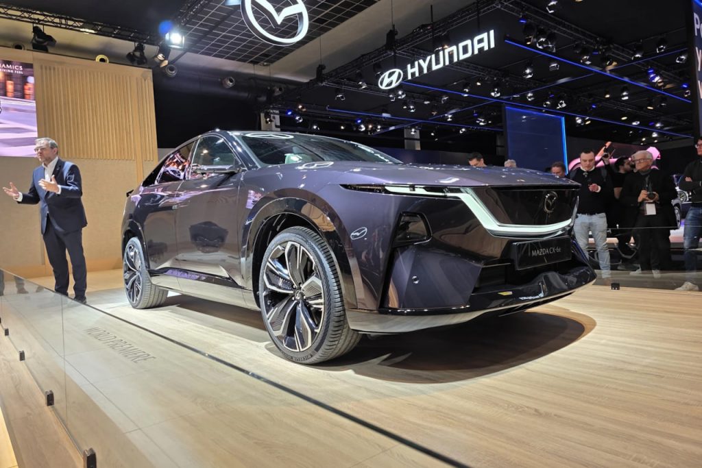 Neue Mazda CX-6e: Daten & Preis in Deutschland
