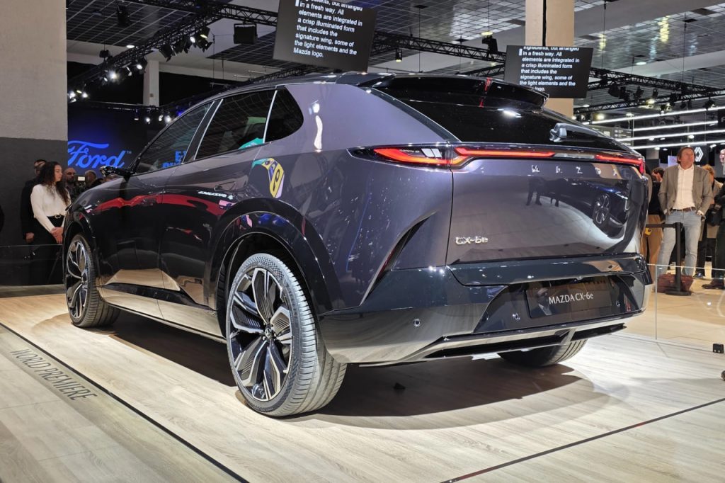 Neue Mazda CX-6e: Daten & Preis in Deutschland