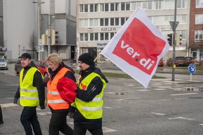 Verdi-Streik im Nahverkehr in Deutschland am 2. Februar 2026: In welchen Städten Busse und U-Bahnen nicht fahren Verdi-Streik am 2. Februar 2026: In welchen Städten was nicht fährt